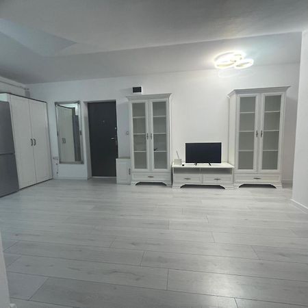 Apartament 2 Camere Tirgu Jiu Târgu Jiu Exteriör bild