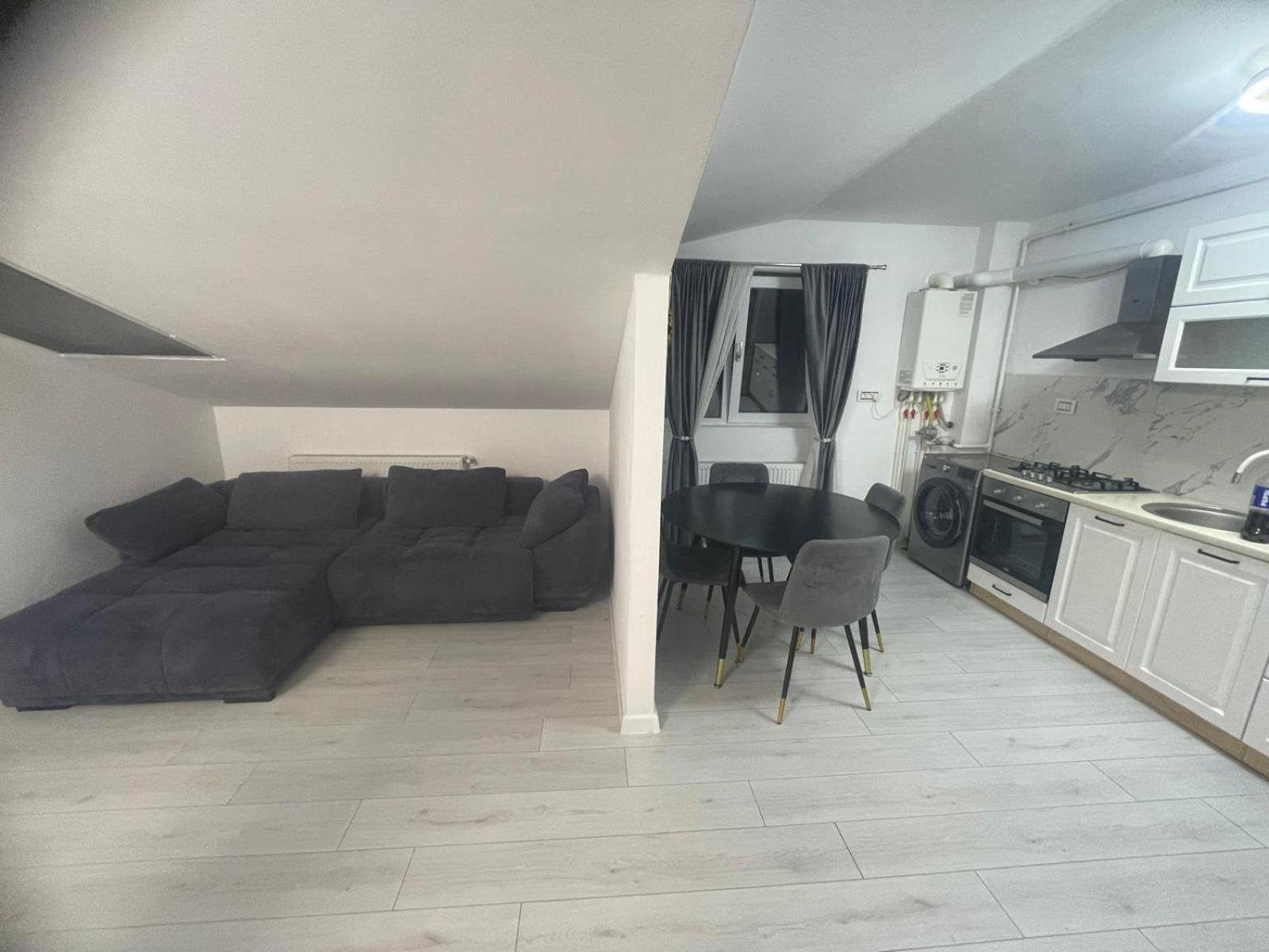 Apartament 2 Camere Tirgu Jiu Târgu Jiu Exteriör bild